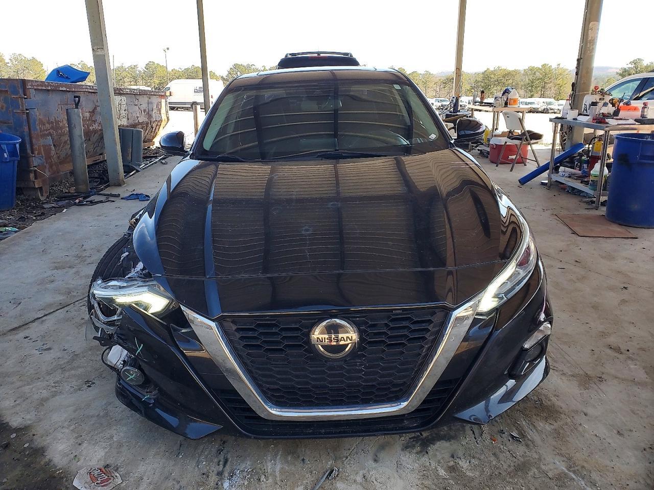 2020 Nissan Altima Platinum - Фото 5