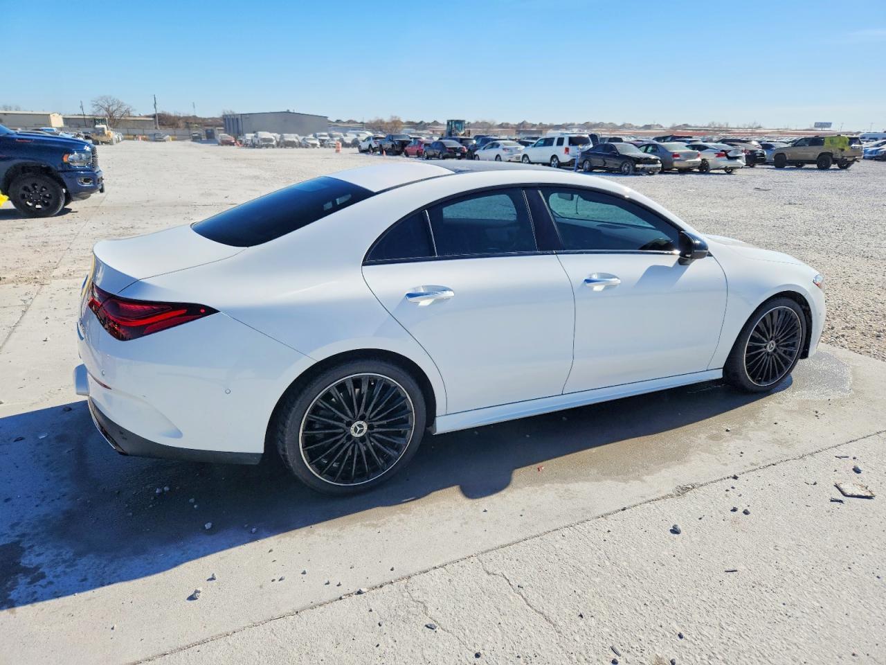 2024 Mercedes-Benz Cla 250 - Фото 3