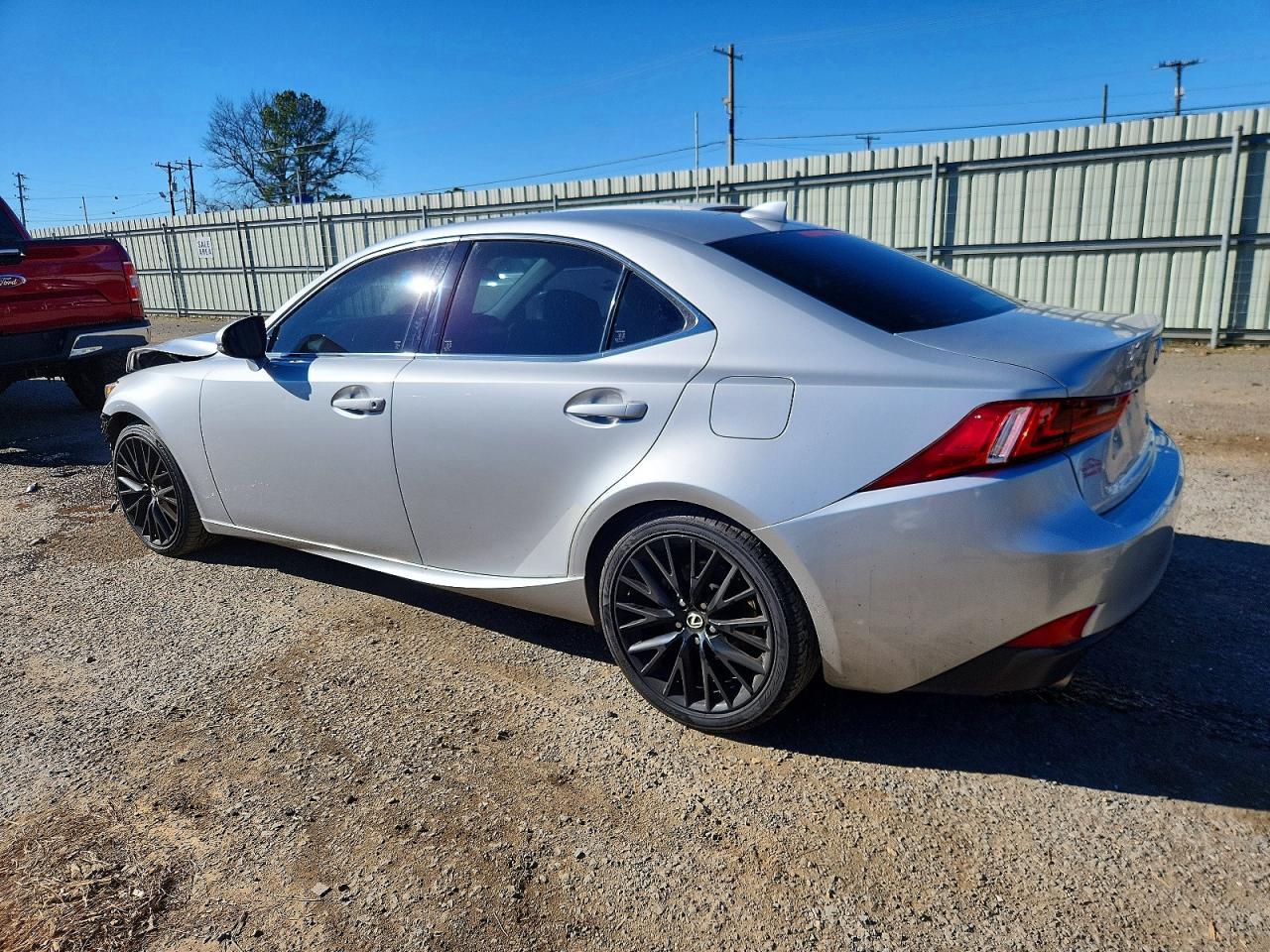 2015 Lexus Is 250 - Image 2