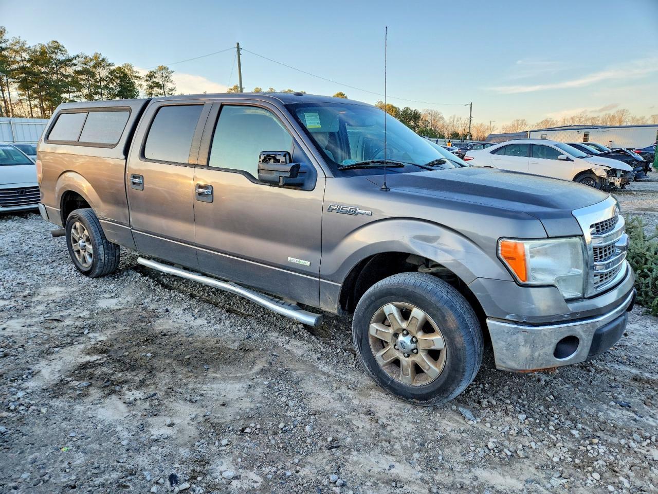 2014 Ford F150 Supercrew - Image 4