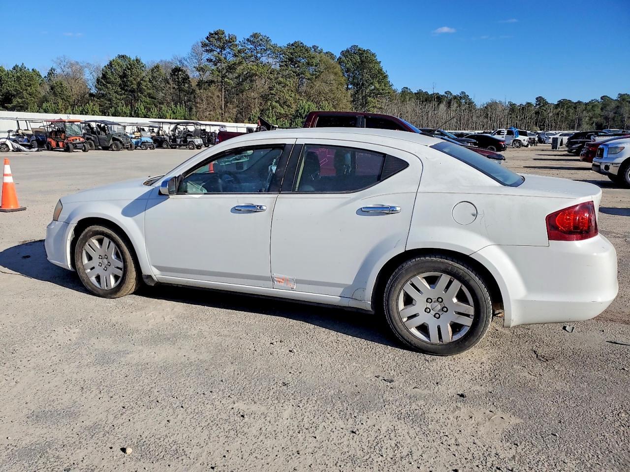 2013 Dodge Avenger Se - Image 2