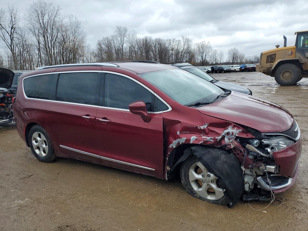 2017 Chrysler Pacifica Touring L Plus - Image 4