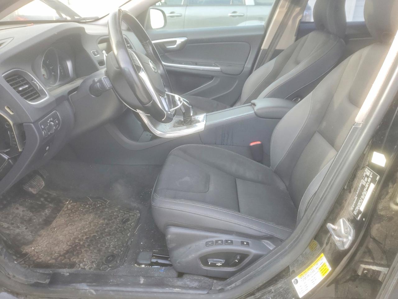 2014 Volvo S60 T5 - Image 7