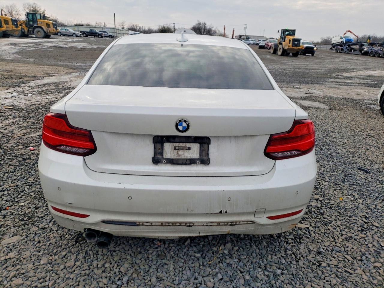 2018 BMW 230Xi - Фото 6