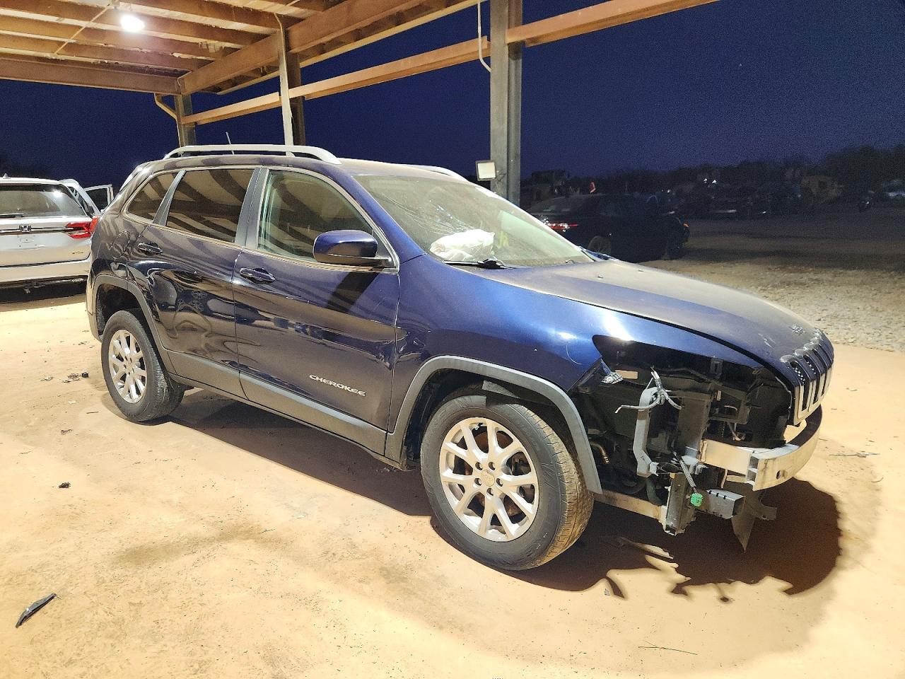 2015 Jeep Cherokee Latitude - Фото 4