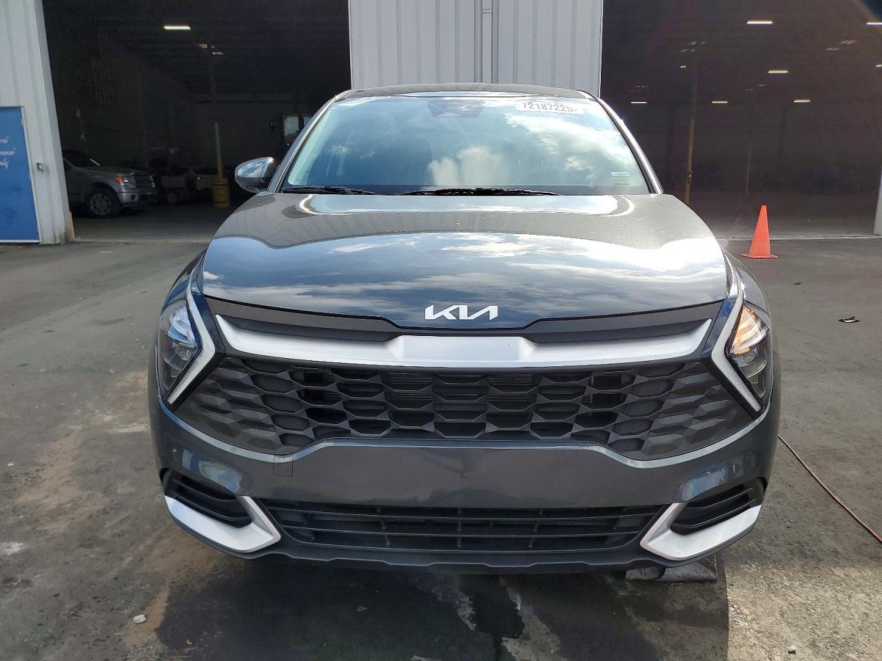 2023 Kia Sportage Lx - Image 5