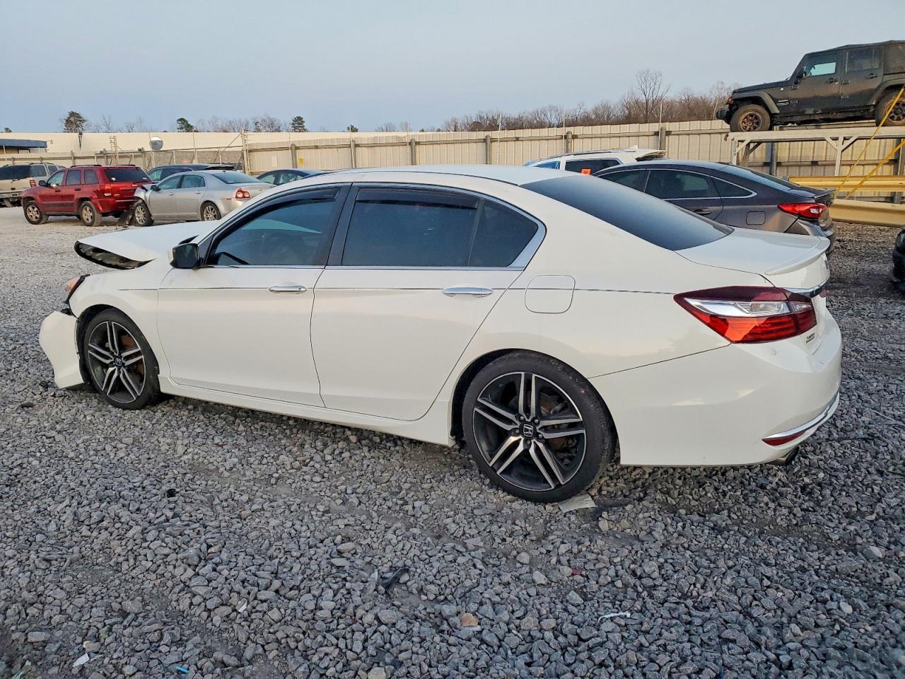 2016 Honda Accord Sport - Image 2