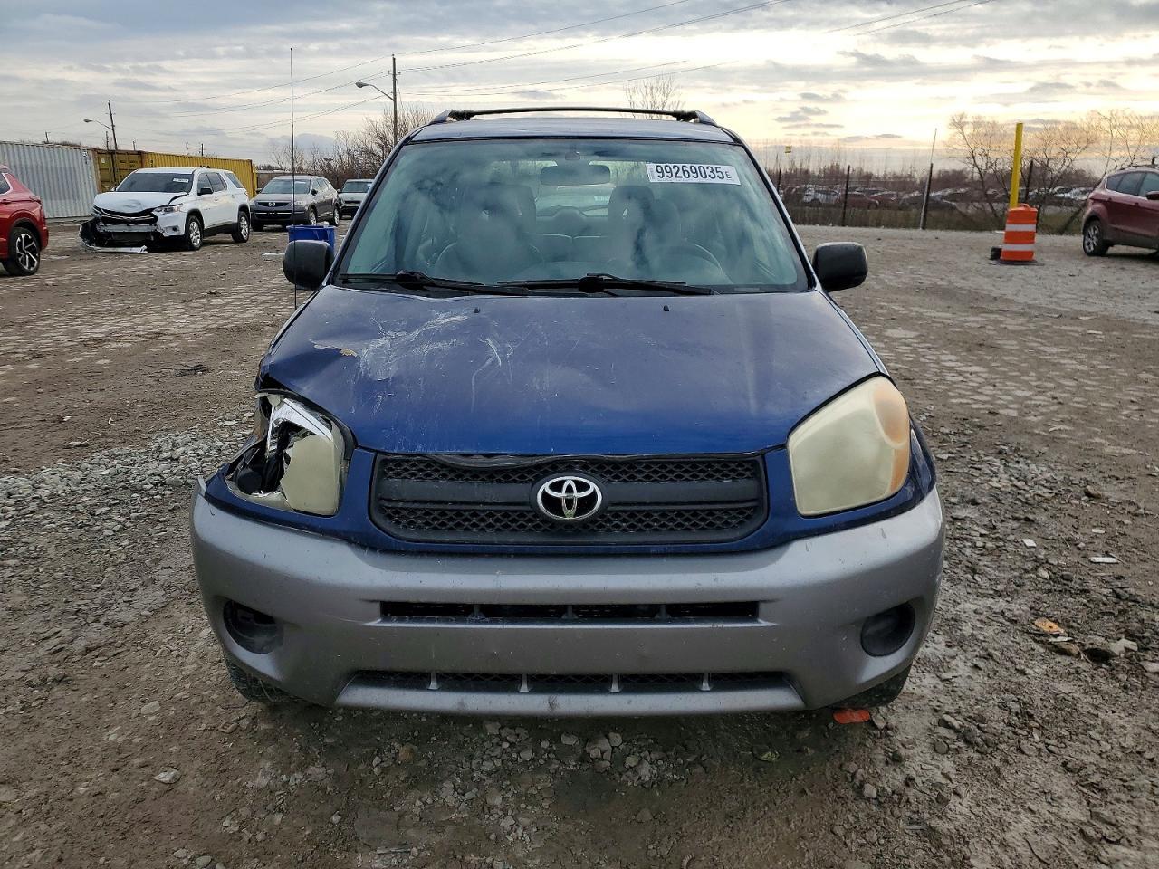 2004 Toyota Rav4 - Image 5