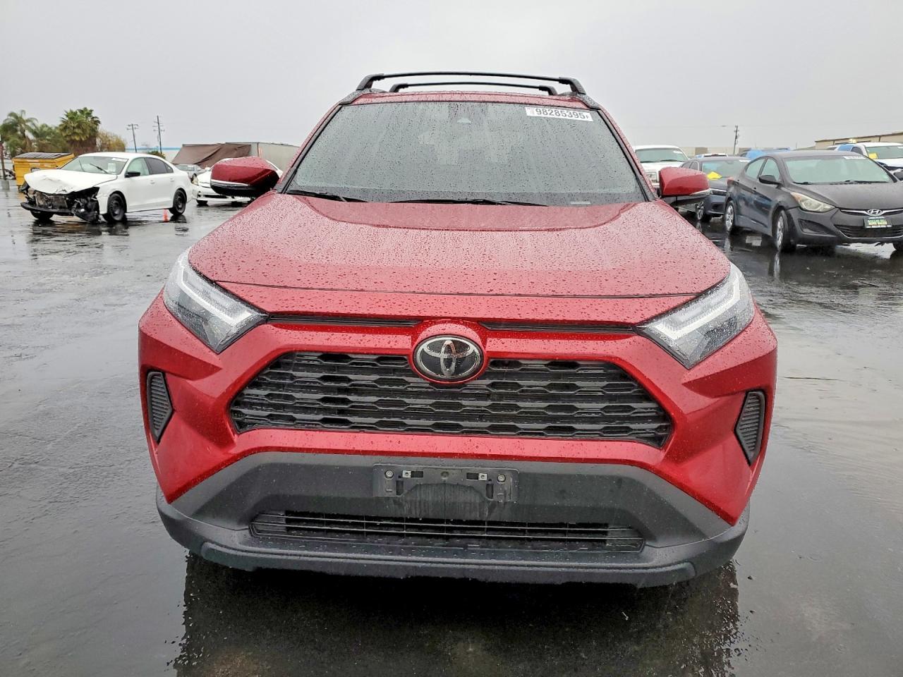 2024 Toyota Rav4 Xle - Image 5