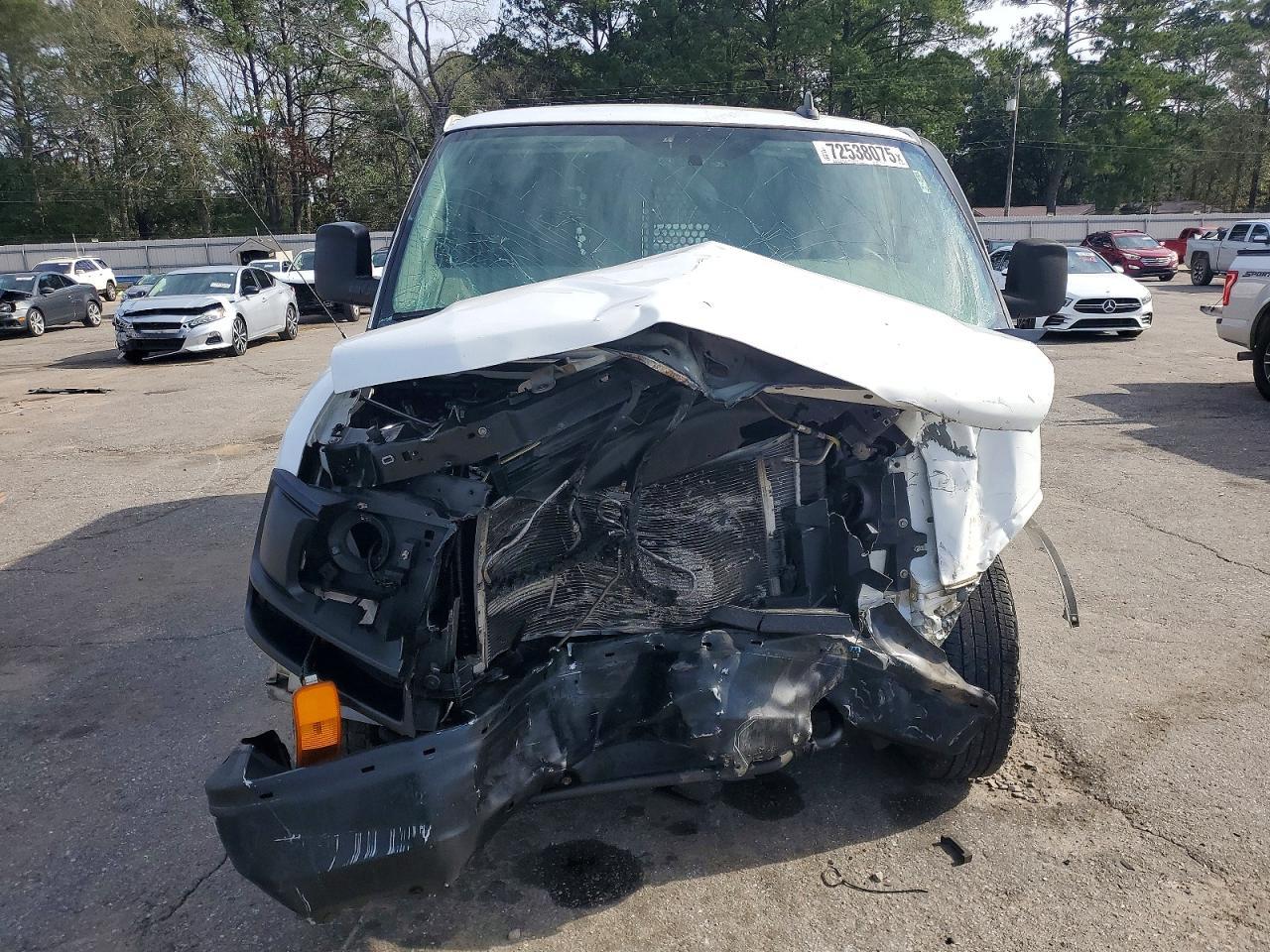2017 Chevrolet Express G2500 - Image 5