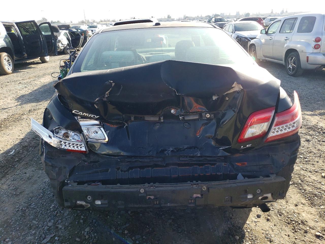 2010 Toyota Camry Base - Фото 6