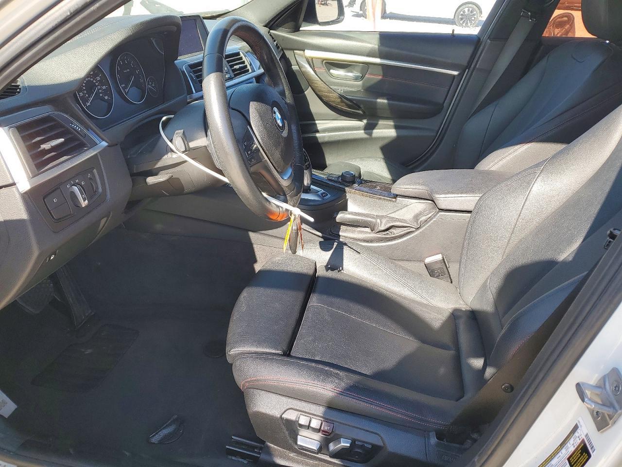 2018 BMW 330E - Фото 7