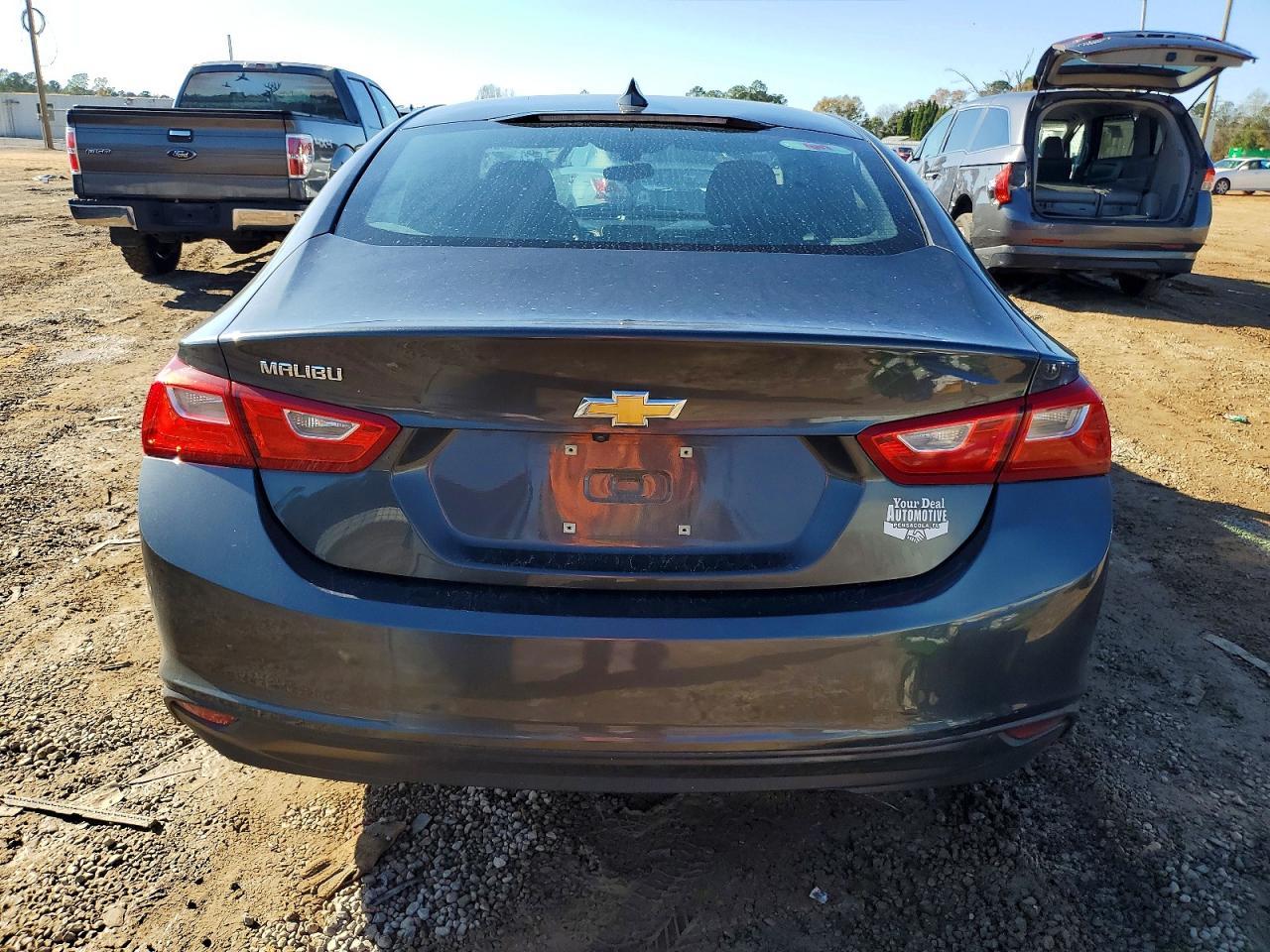 2017 Chevrolet Malibu Ls - Фото 6