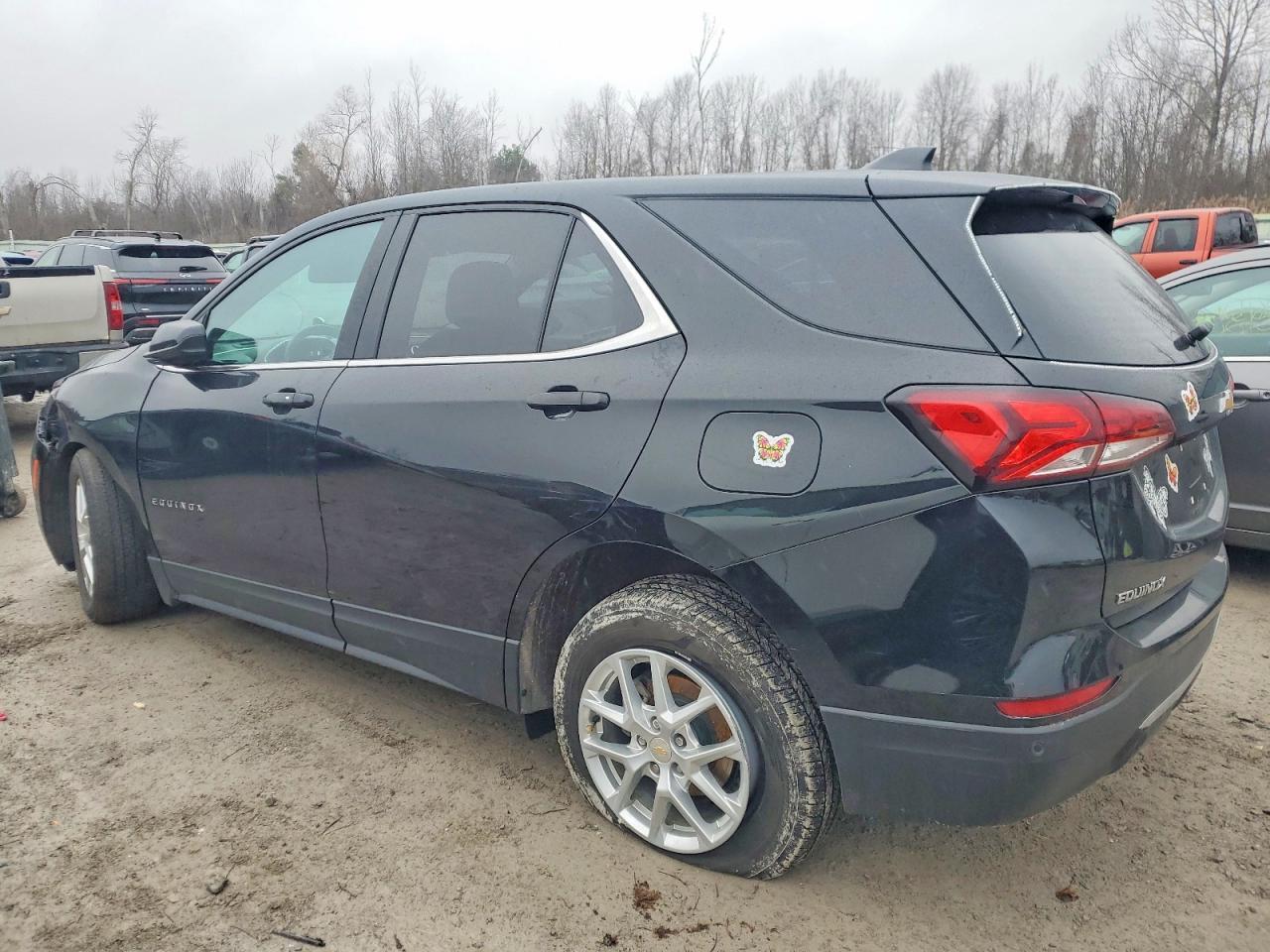 2022 Chevrolet Equinox Lt - Фото 2