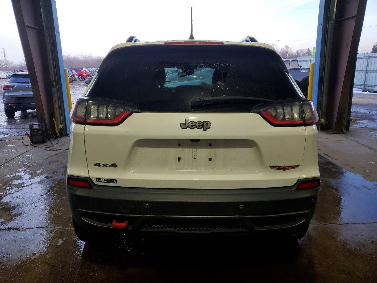 2022 Jeep Cherokee Trailhawk - Image 6