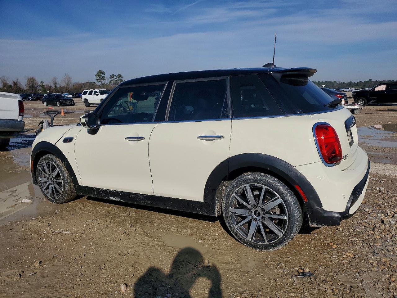 2023 Mini Cooper S - Фото 2