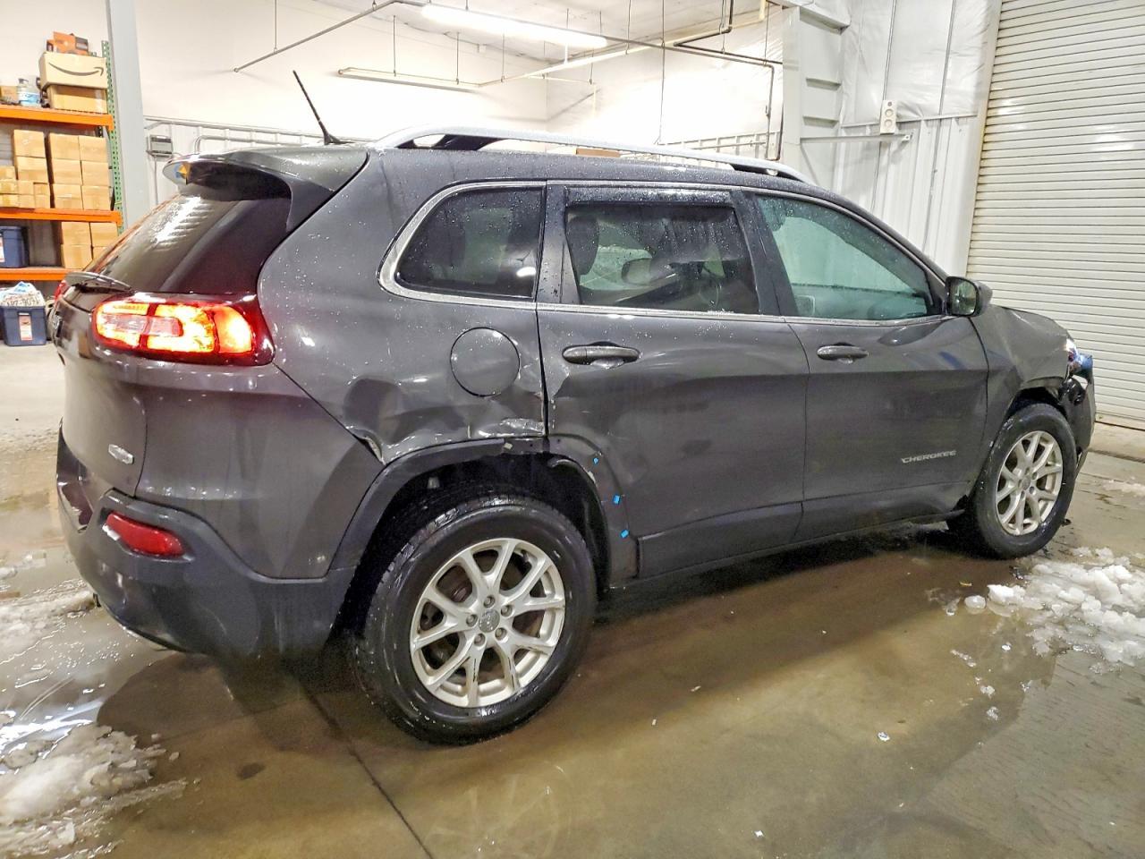 2015 Jeep Cherokee Latitude - Фото 3