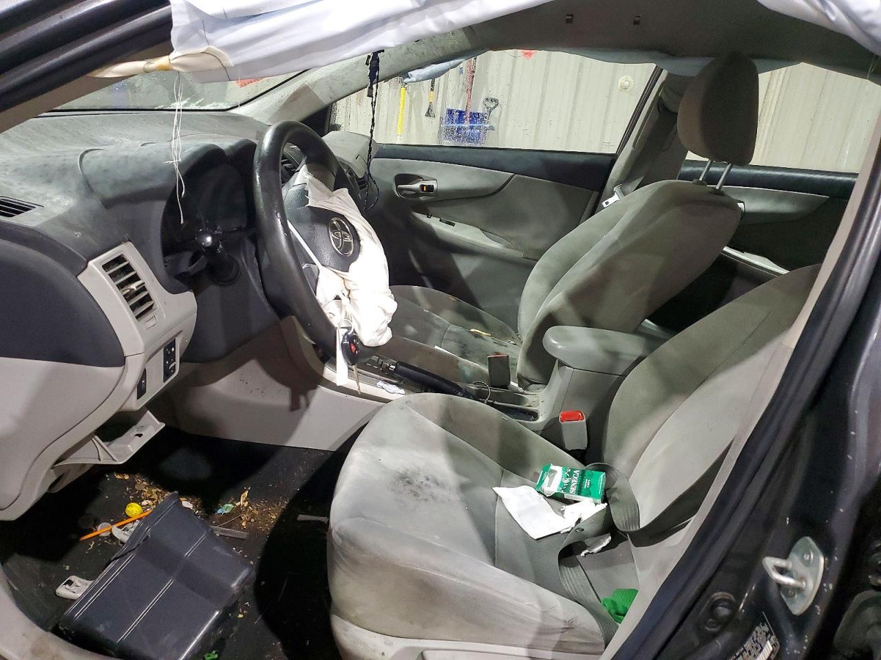 2011 Toyota Corolla Base - Фото 7