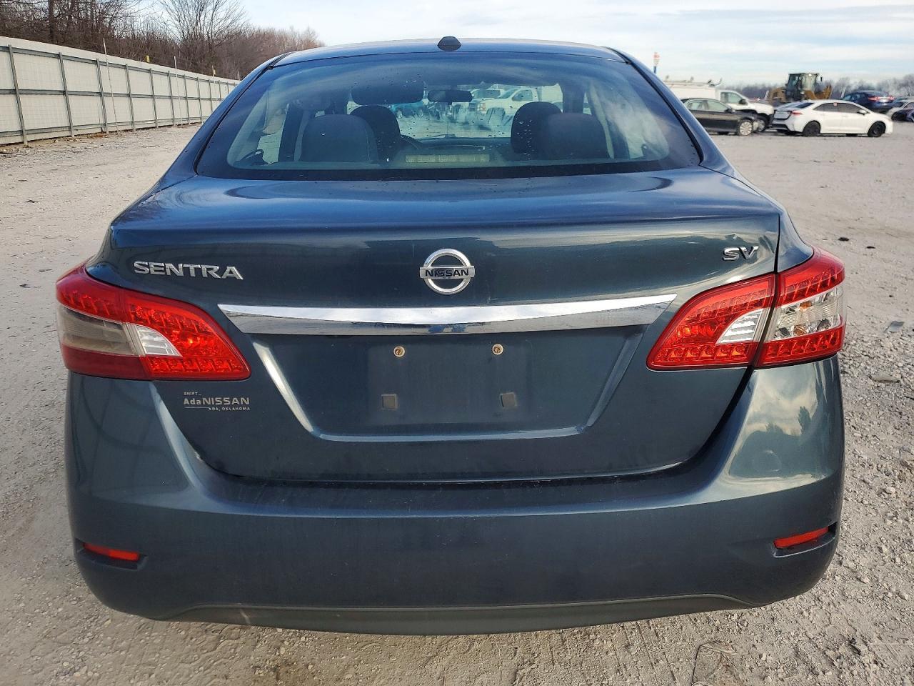 2015 Nissan Sentra S - Фото 6