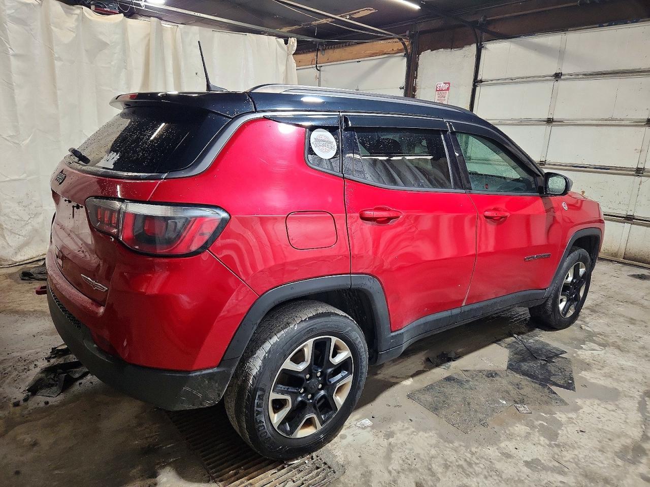 2017 Jeep Compass Trailhawk - Фото 3