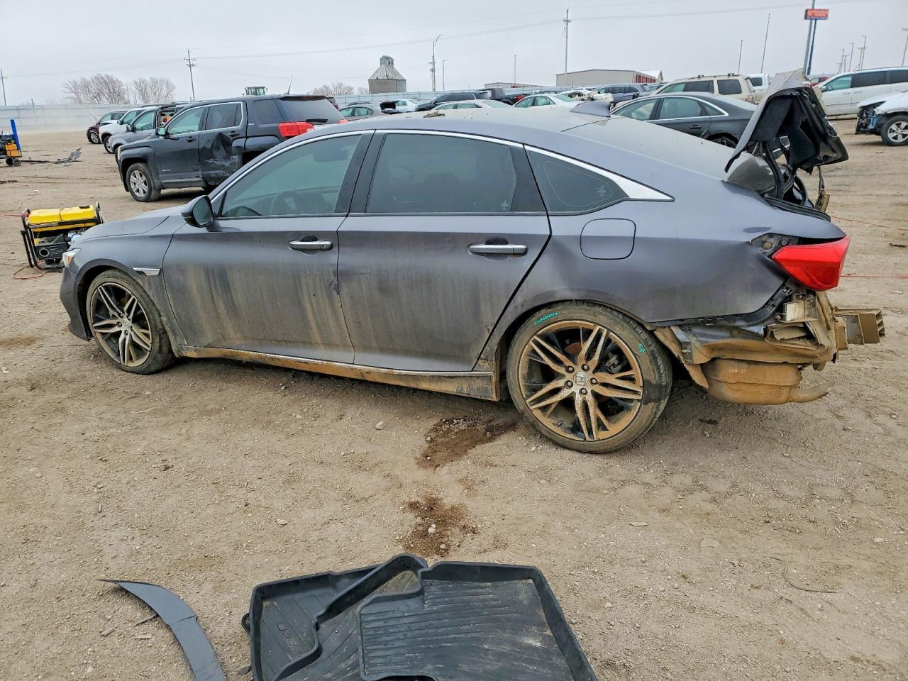2021 Honda Accord Touring - Фото 2