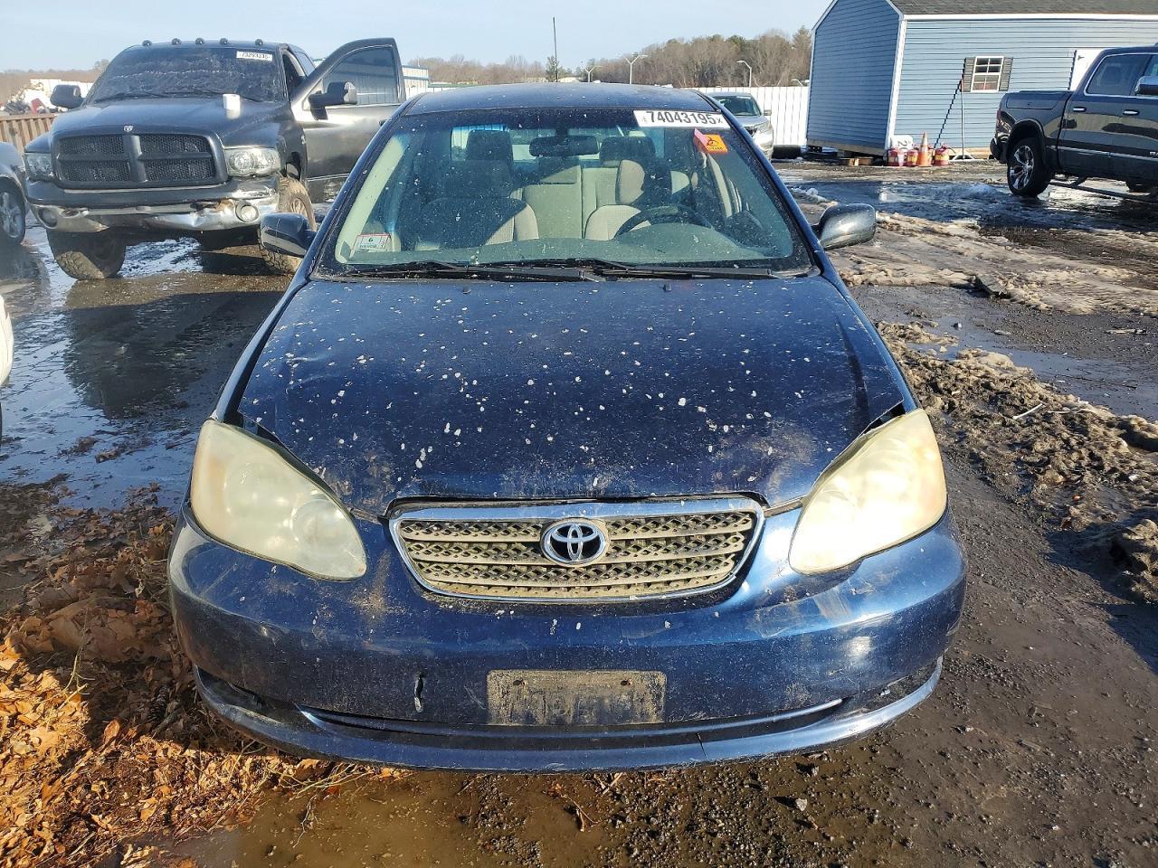 2005 Toyota Corolla Ce - Image 5