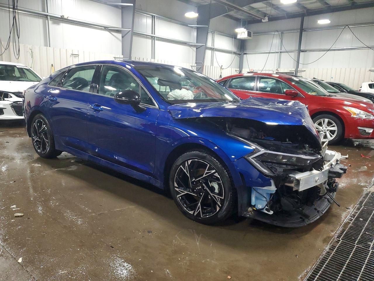 2025 Kia K5 Gt Line - Image 4