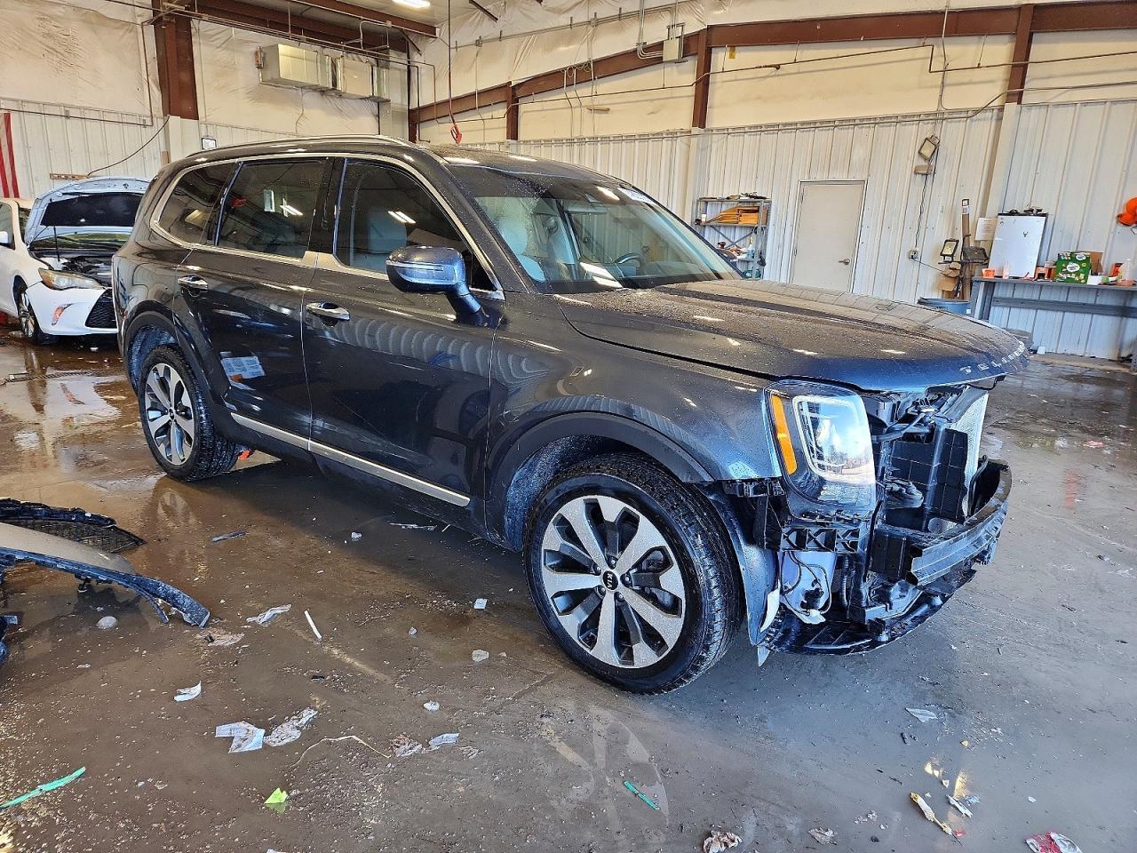 2021 Kia Telluride S - Фото 4