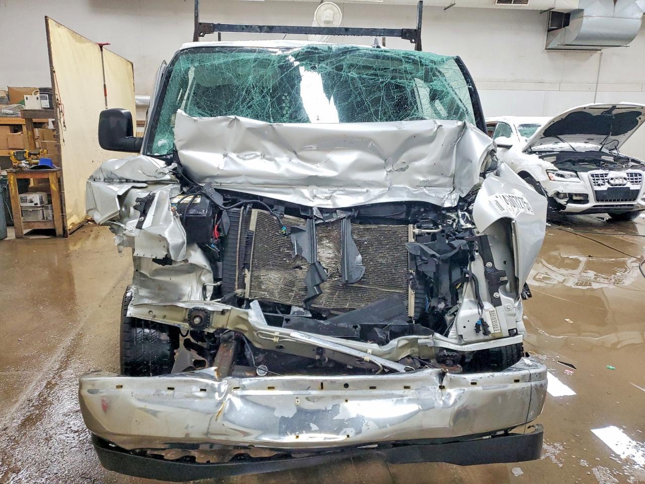 2018 GMC Savana G2500 Utility / Service Van - Фото 5