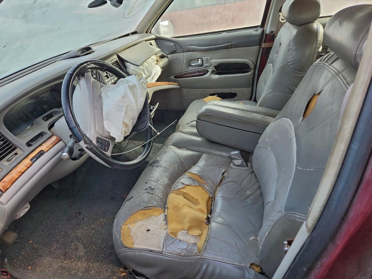 1996 Lincoln Townhouse Town Car Signature - Фото 7