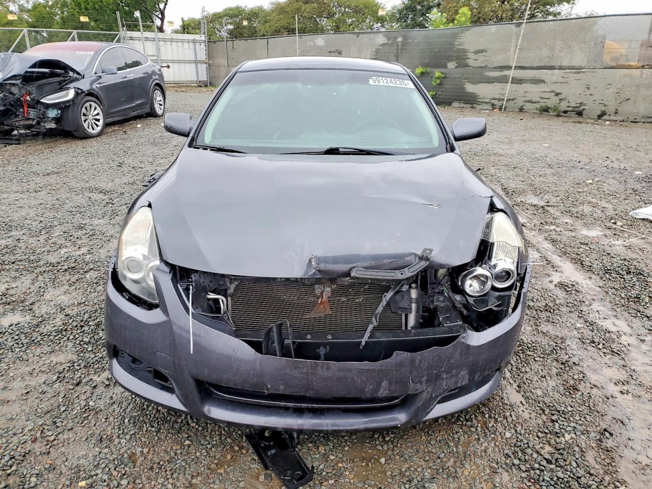 2011 Nissan Altima S - Image 5