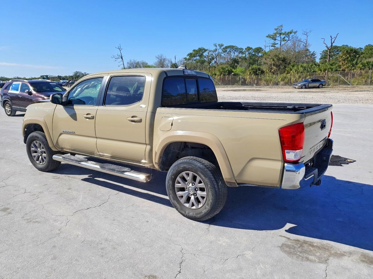 2016 Toyota Tacoma Sr5 V6 - Фото 2