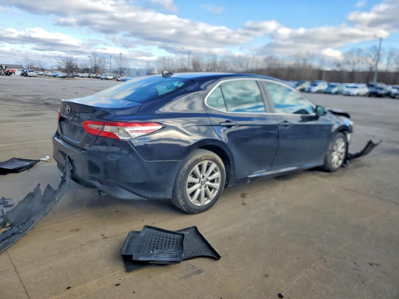 2020 Toyota Camry Le - Image 3