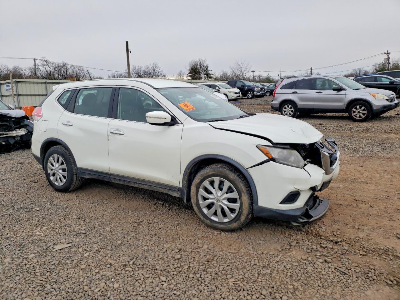 2015 Nissan Rogue S - Image 4