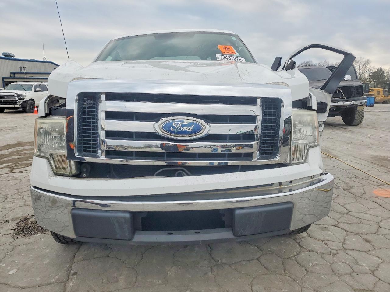 2009 Ford F150 Supercrew - Image 5