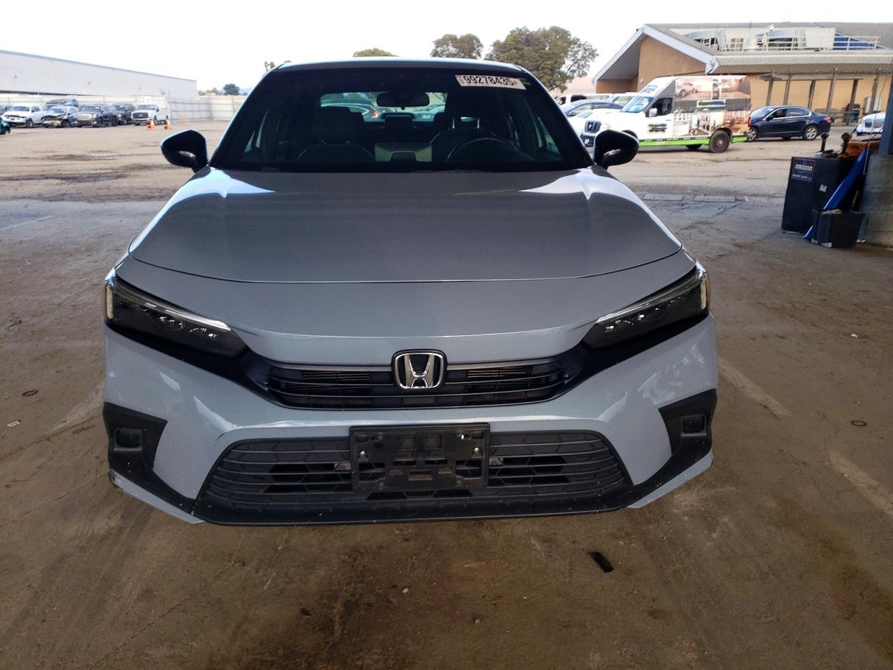 2023 Honda Civic Sport - Image 5