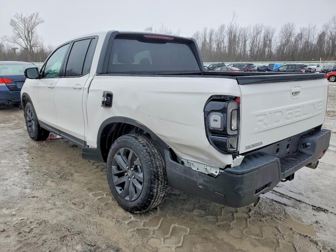 2025 Honda Ridgeline Sport - Фото 2