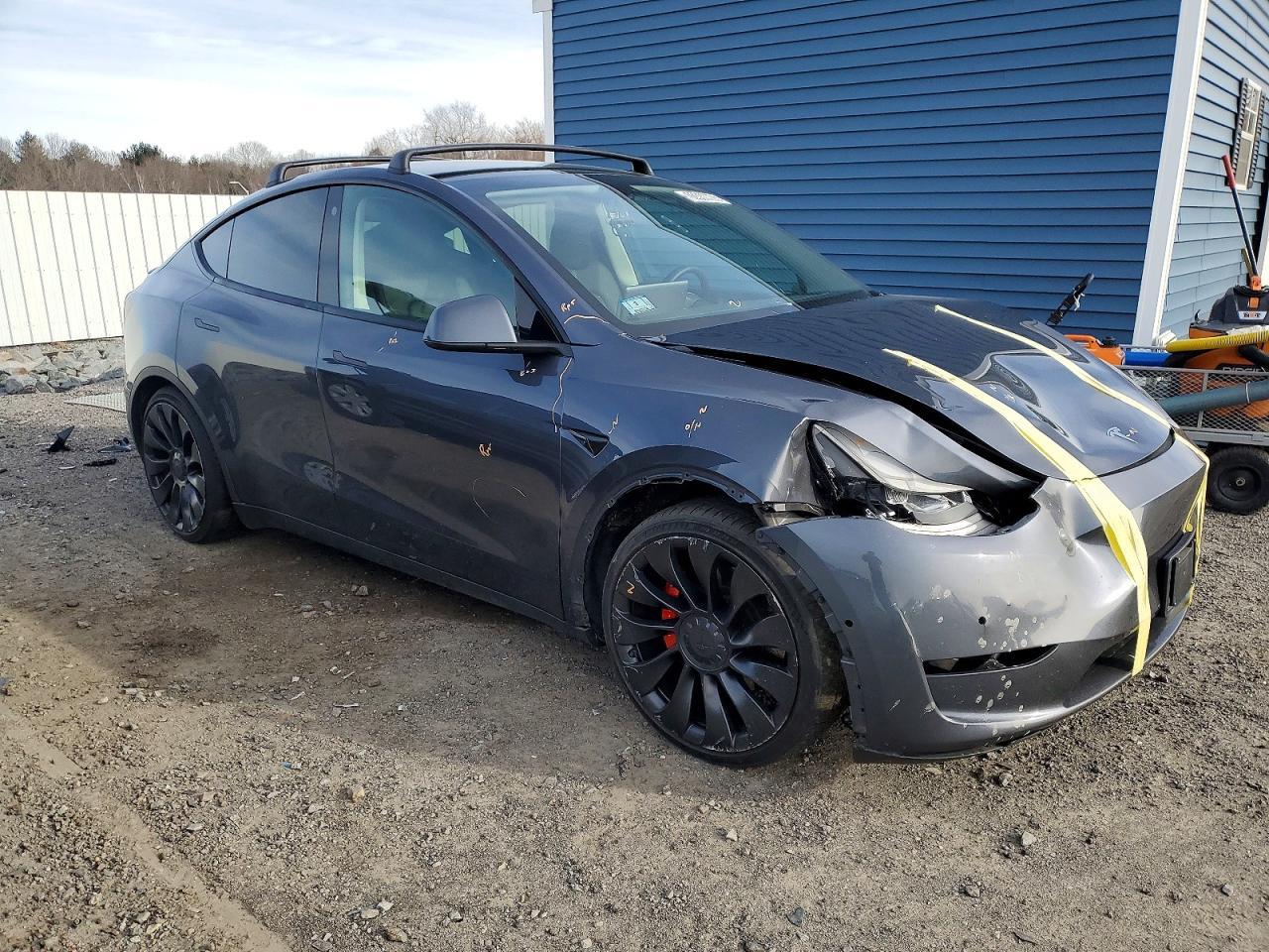 2023 Tesla Model Y - Image 4