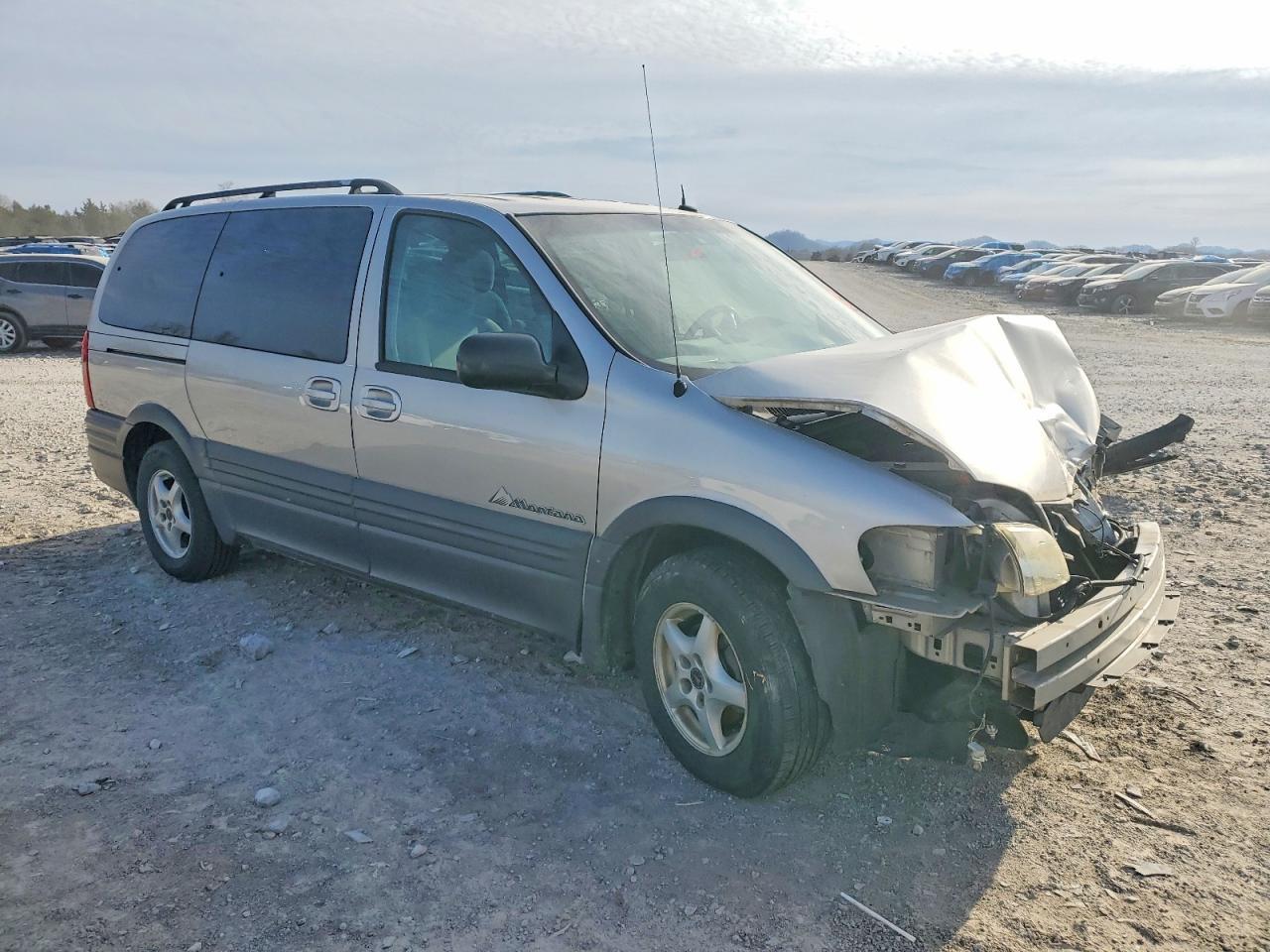2004 Pontiac Montana - Image 4