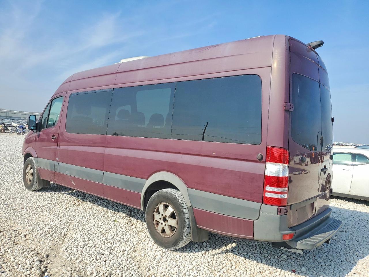 2015 Mercedes-Benz Sprinter 2500 - Image 2