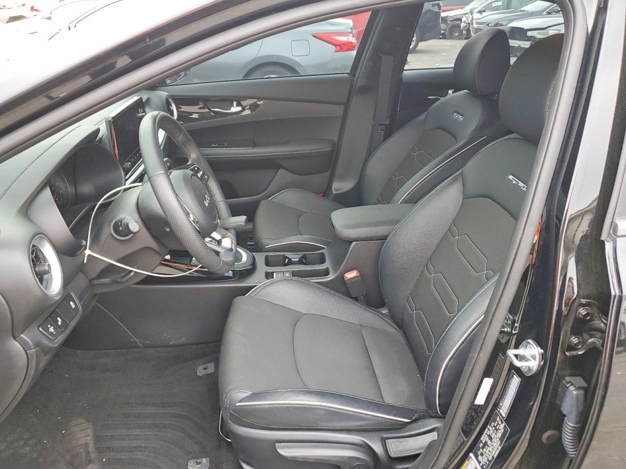 2024 Kia Forte - Фото 7