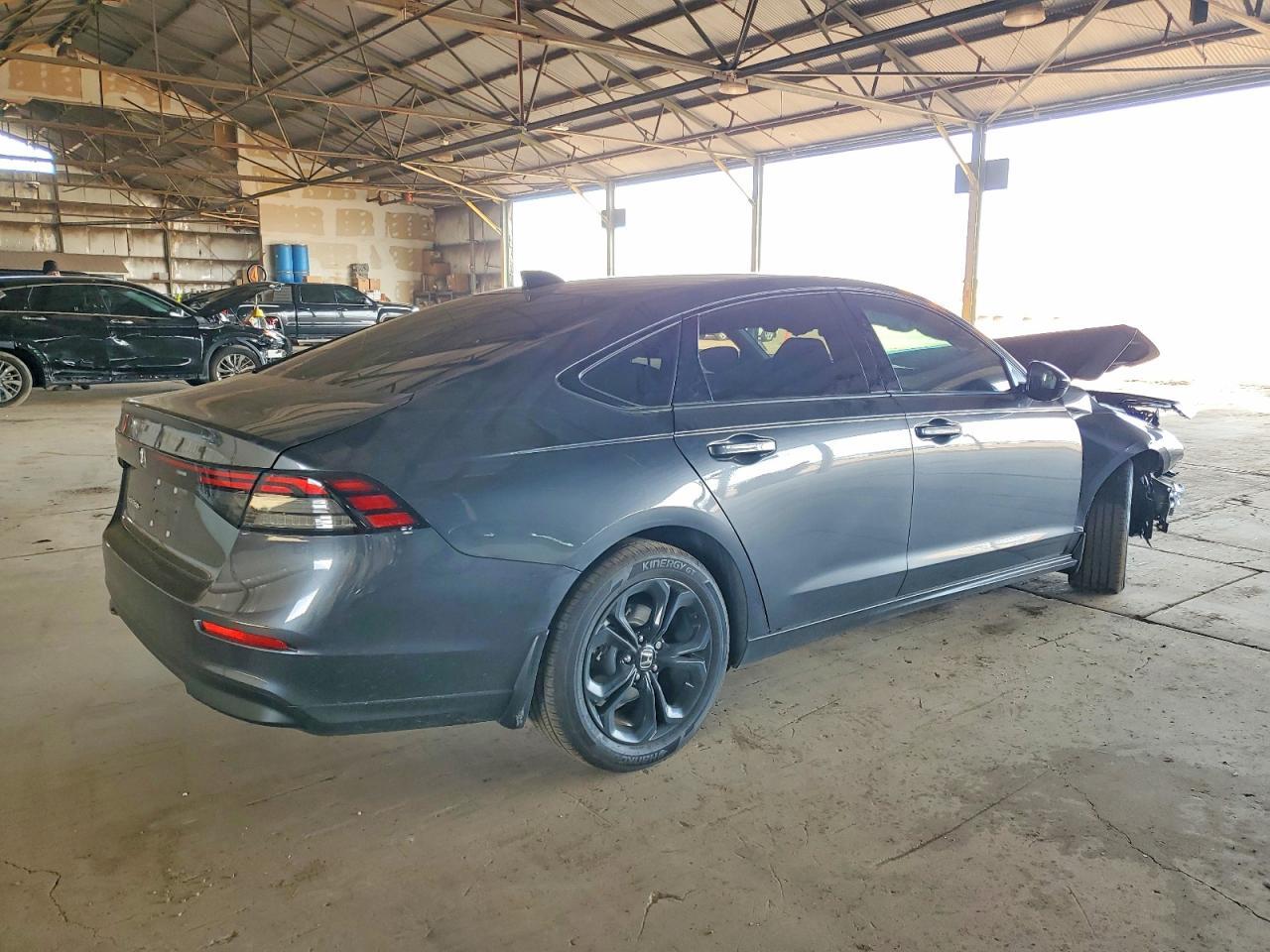 2025 Honda Accord Se - Фото 3