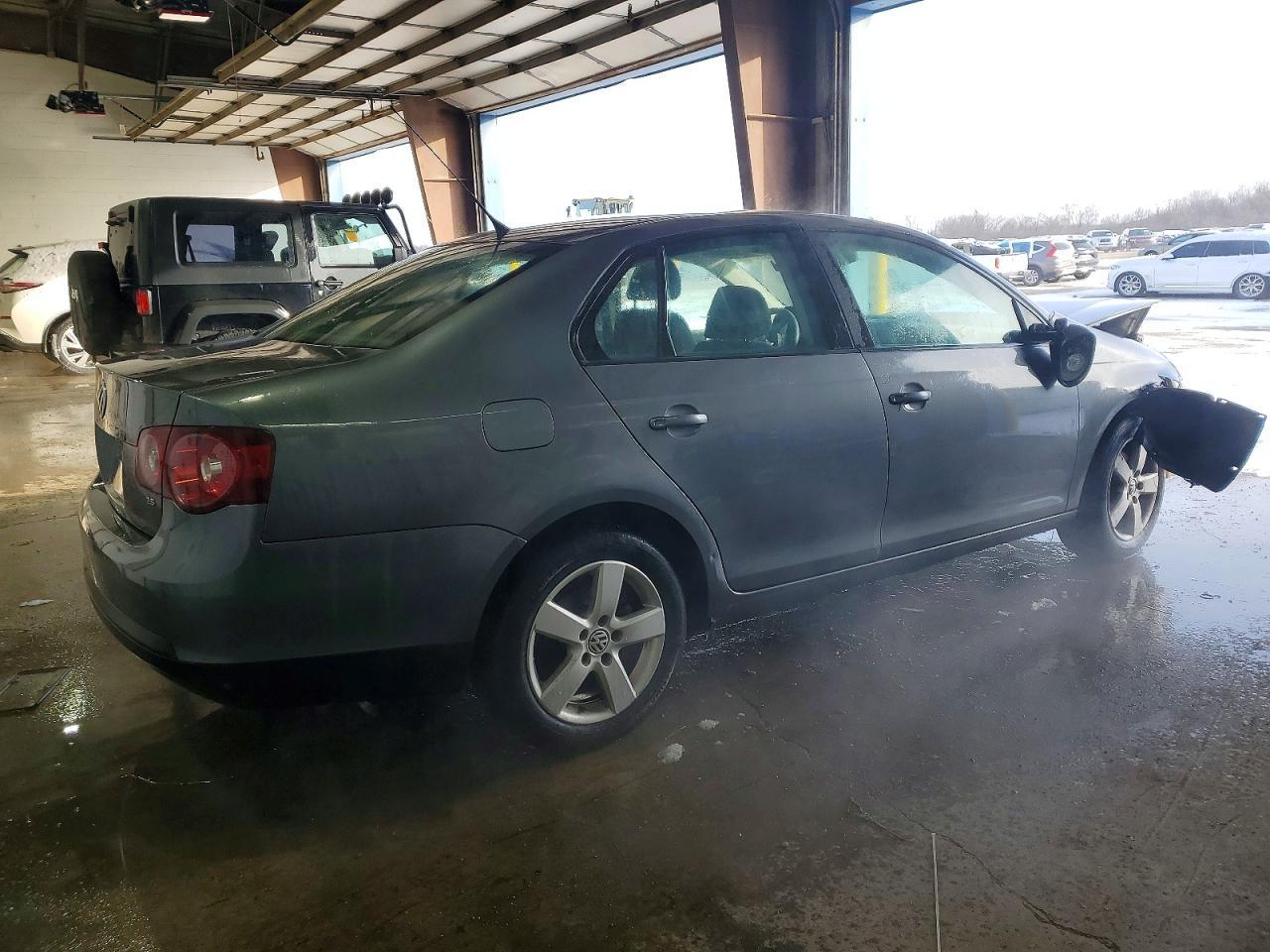 2008 Volkswagen Jetta S - Фото 3