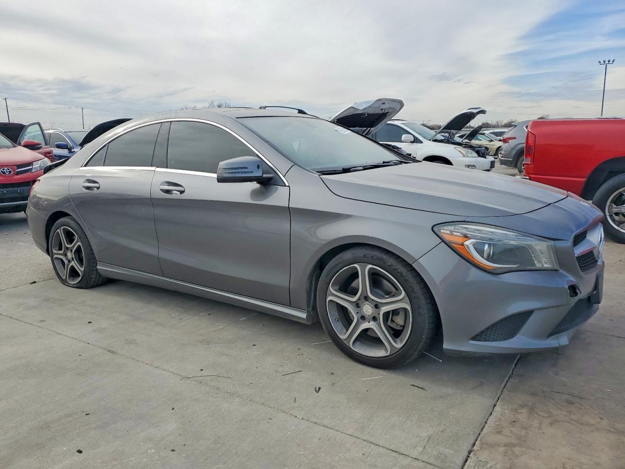 2014 Mercedes-Benz Cla 250 - Фото 4