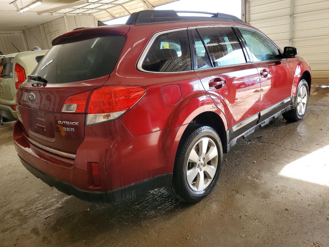 2012 Subaru Outback 3.6R Limited - Фото 3