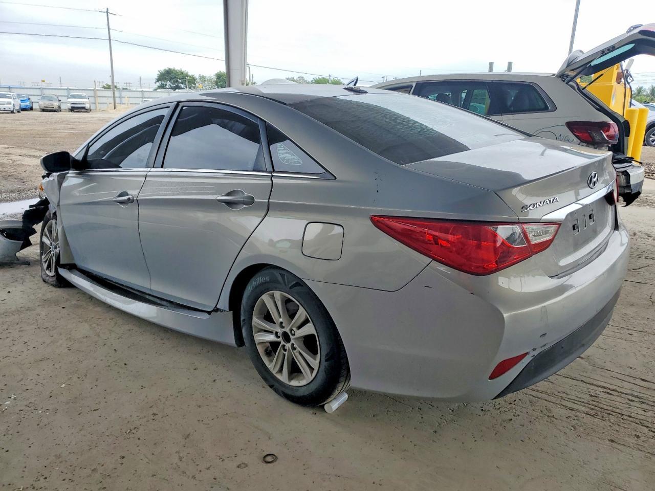 2014 Hyundai Sonata Gls - Фото 2
