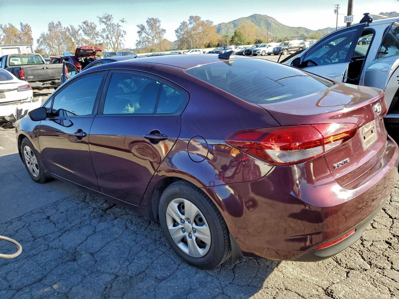 2018 Kia Forte Lx - Фото 2