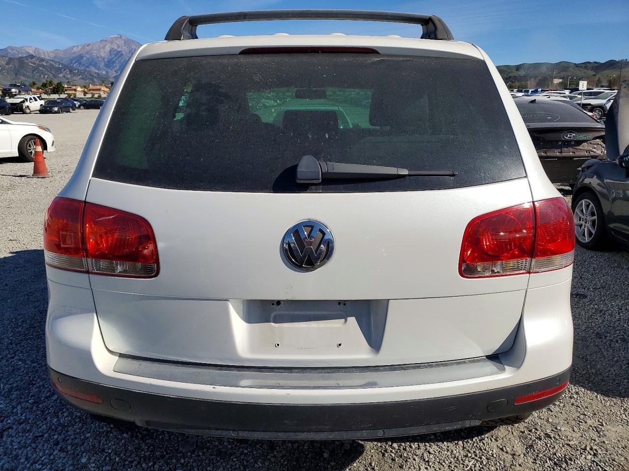 2004 Volkswagen Touareg 4.2 - Фото 6
