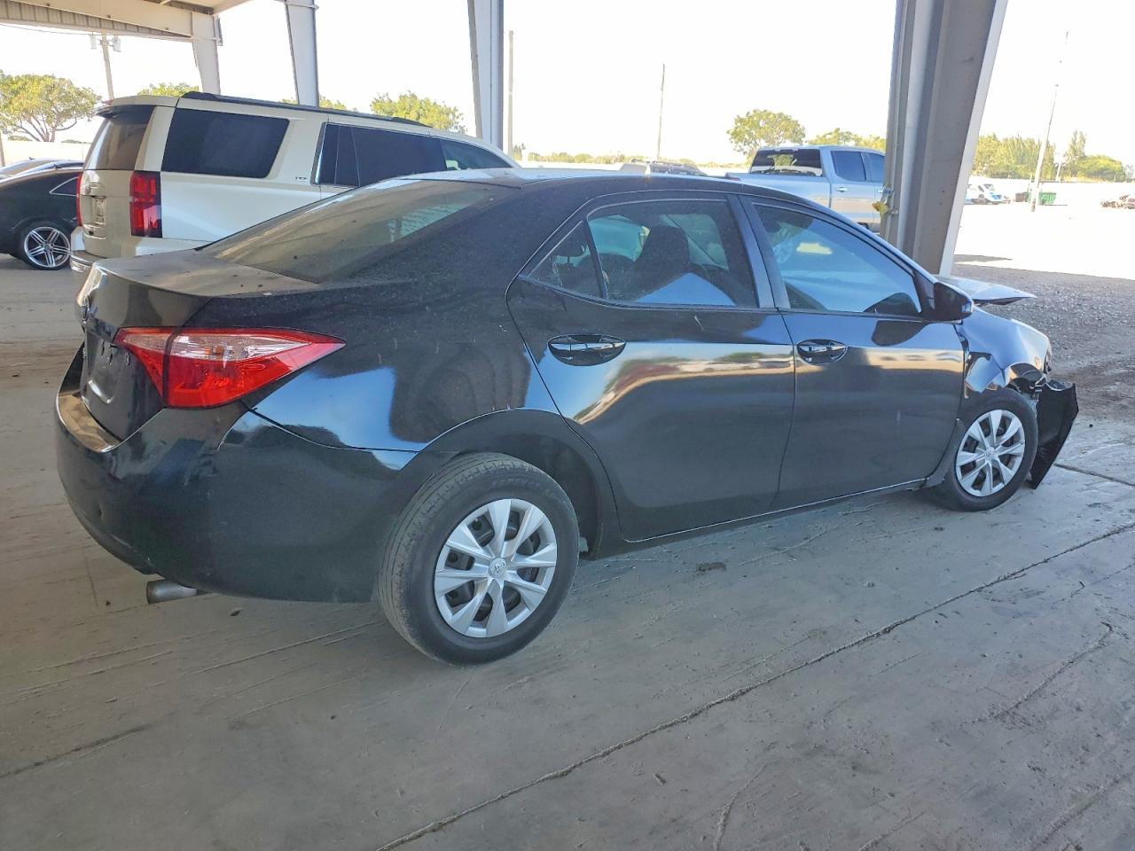 2018 Toyota Corolla L - Image 3