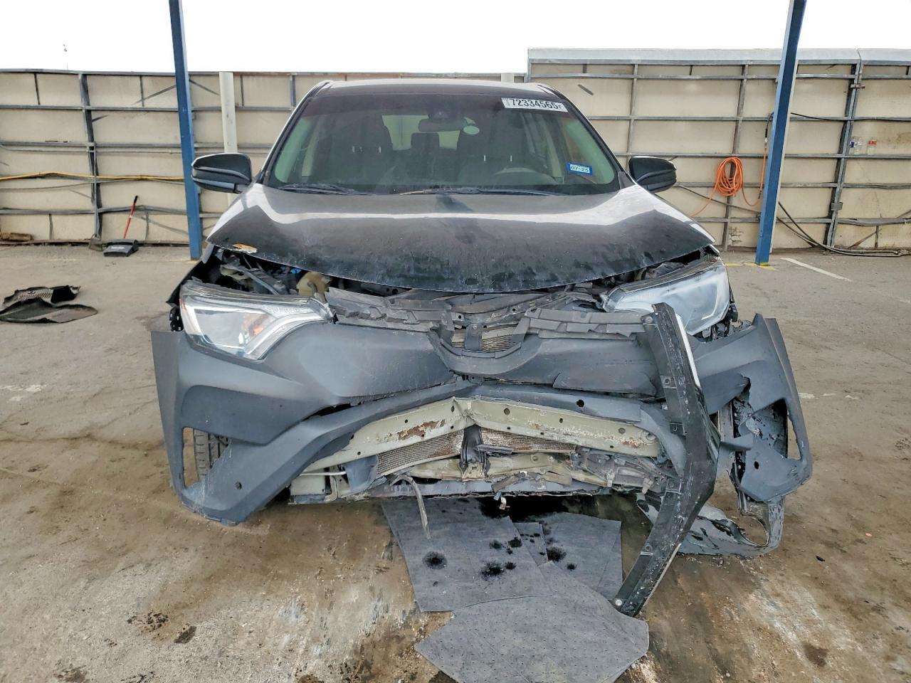 2018 Toyota Rav4 Le - Image 5